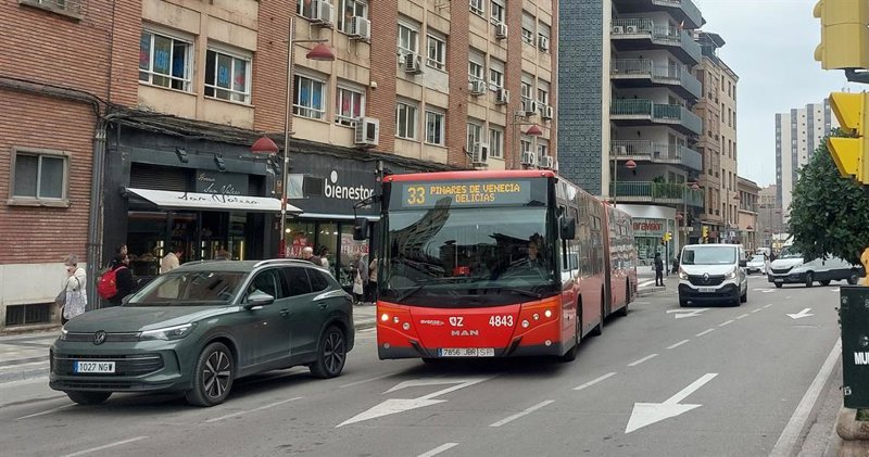 ep autobus urbano de zaragoza linea 33 ep autobus urbano de zaragoza linea 33
