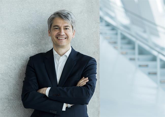 Benedikt Schell | DAIMLER ep benedikt schell