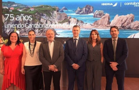 ep cantabria e iberia conmemoran los 75 anos del primer vuelo de la aerolinea entre santander y
