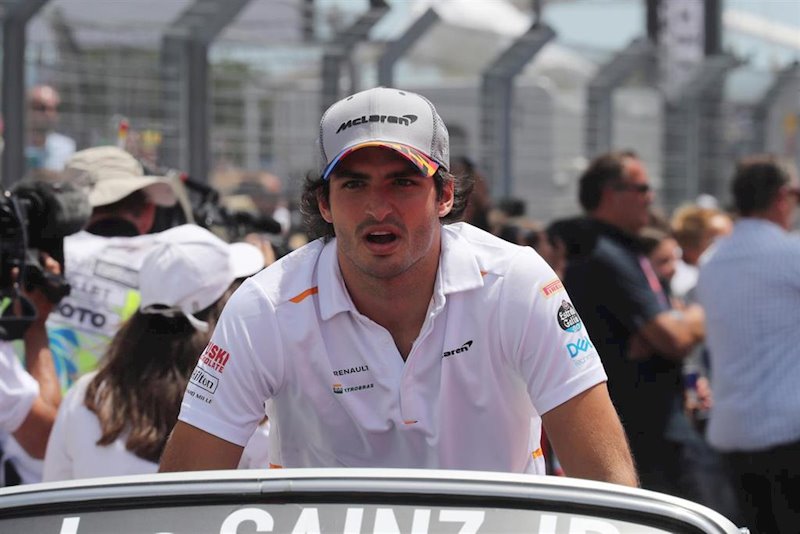 ep carlos sainz mclaren