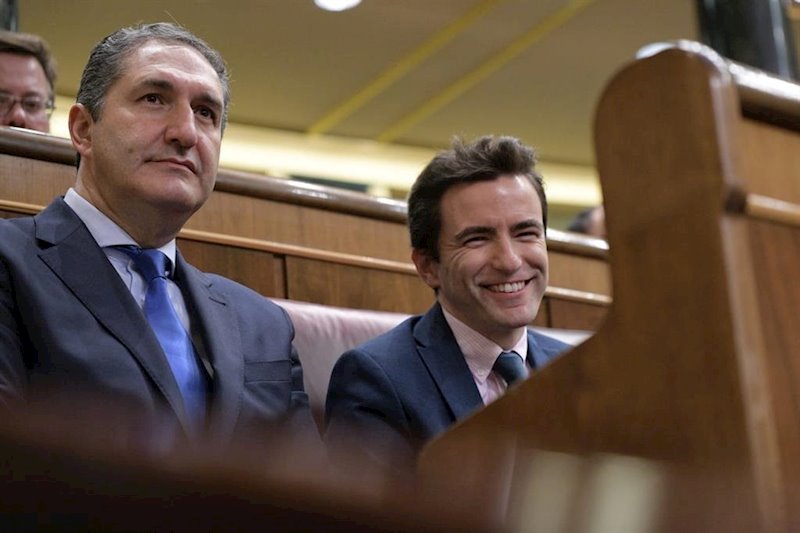 ep el diputado nacional del psoe por cantabria pedro casares derecha