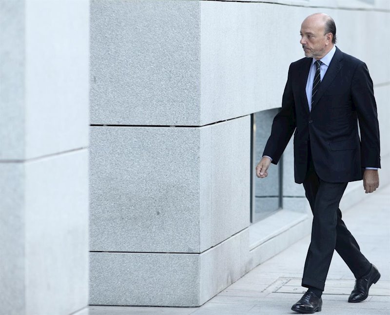 ep el expresidente de indra javier monzon llega a la audiencia nacional el 4 de octubre de 2019
