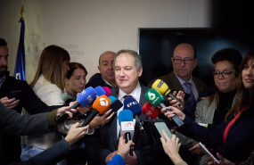 ep el ministro de industria y turismo jordi hereu ofrece declaraciones a los medios tras una rueda