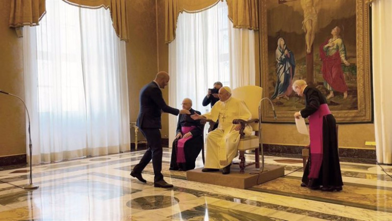 ep el papa francisco recibe en audiencia privada al residente de la confederacion espanola de ep el papa francisco recibe en audiencia privada al residente de la confederacion espanola de