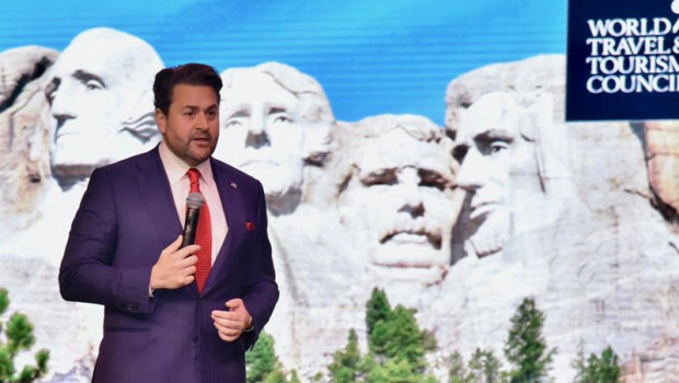 ep embajador nick adams enviado especial presidencial de estados unidos para turismo