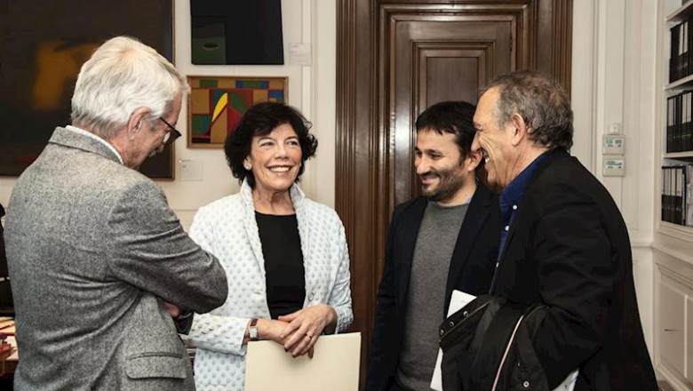 En el centro de la imagen, la ministra de Educación y Formación Profesional, Isabel Celaá, y el consejero de Educación, Cultura y Deporte de la Generalitat Valenciana, Vicent Marzà, tras reunirse en Madrid en una imagen de archivo. | MEFP ep en el centro de la imagen la ministra de educacion y formacion profesional isabel celaa y el