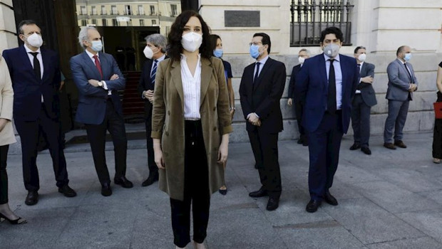 ep la presidenta de la comunidad de madrid isabel diaz ayuso guarda un minuto de silencio en memoria ep la presidenta de la comunidad de madrid isabel diaz ayuso guarda un minuto de silencio en memoria