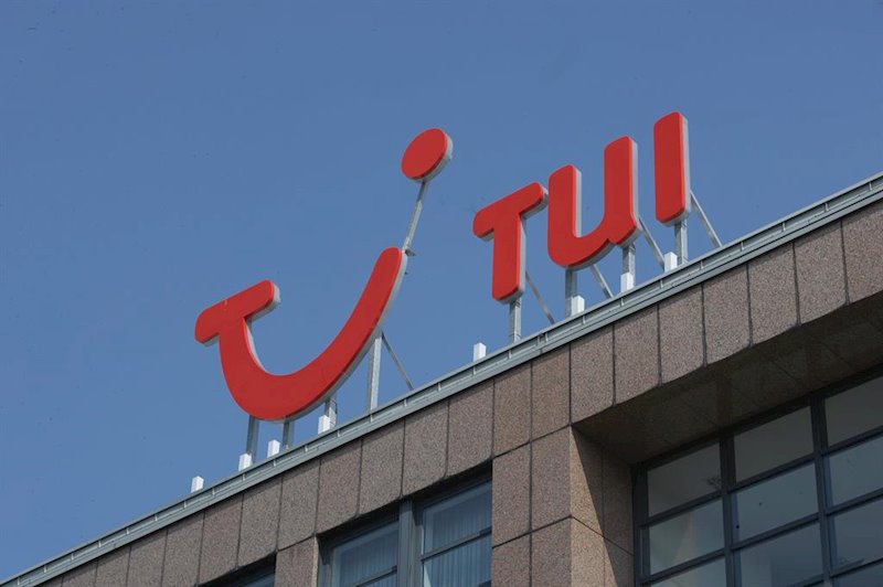 TUI se dispara y aúpa a IAG y al sector de viajes y turismo europeo