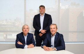 ep miguel pereda izq presidente de grupo lar y jaime lacasa dcha socio fundador de elix en el centro ep miguel pereda izq presidente de grupo lar y jaime lacasa dcha socio fundador de elix en el centro