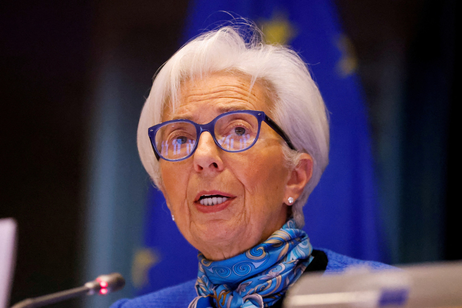 Lagarde: La inflación podría aumentar temporalmente en el cuarto trimestre