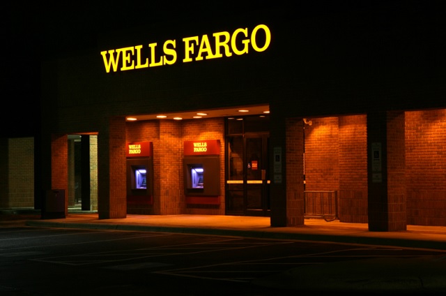 Wells Fargo gana 5.800 millones de dólares en el cuarto trimestre y supera previsiones