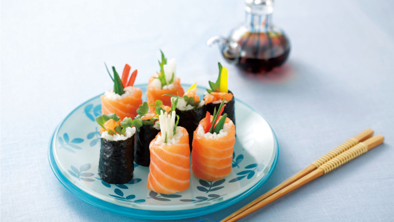 108 norwegian salmon sushi rolls takashi okuzumi 20250612124116 