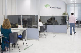 ep archivo   agricultura  unicaja banco ofrece a agricultores y ganaderos seguros agrarios para