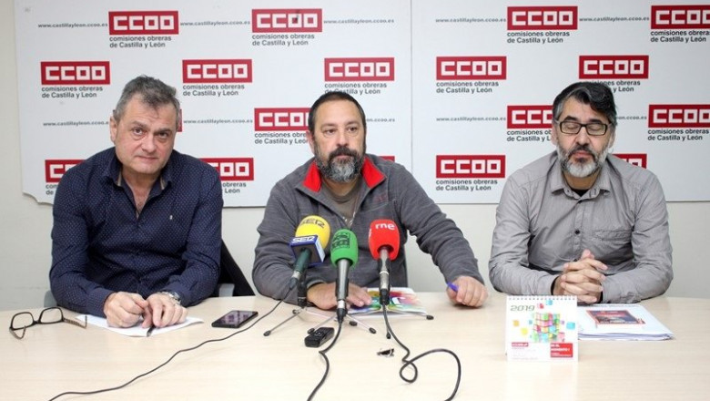 ep de izda a dcha miguel angel brezmes javier moreno y gonzalo diez explican la situacion de aleia