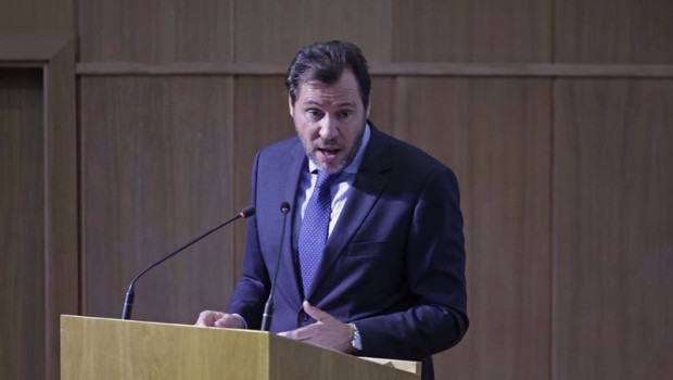 ep el ministro de transportes oscar puente en una intervencion en el puerto de algeciras cadiz