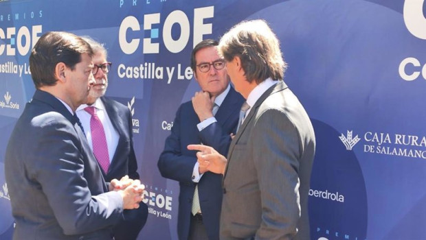 ep el presidente de ceoe antonio garamendi junto al presidente de la ceoe castilla y leon y el ep el presidente de ceoe antonio garamendi junto al presidente de la ceoe castilla y leon y el