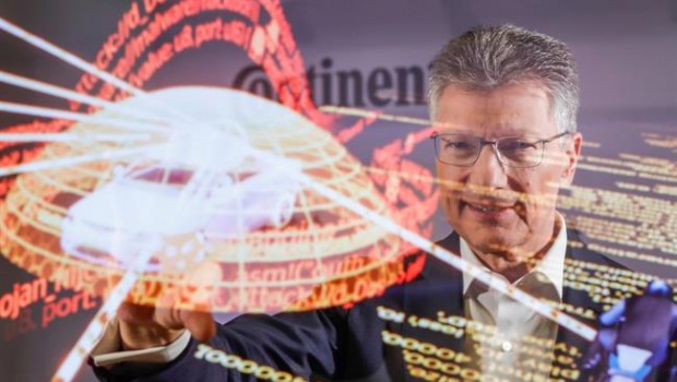 ep elmar degenhart