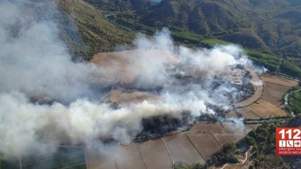 ep incendio forestallas inmediacionesembalsecenajo en moratalla murcia