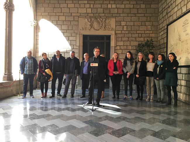 Jaume Asens y representantes de otros 12 ayuntamientos catalanes | EUROPA PRESS ep jaume asensrepresentantesotros 12 ayuntamientos catalanes
