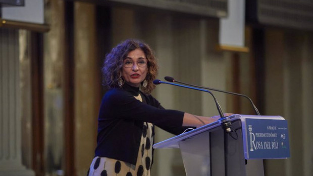 ep la ministra de hacienda y funcion publica maria jesus montero interviene en la entrega del iv