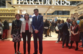ep la secretaria de estado de turismo isabel oliver la ministra de turismo reyes maroto y el