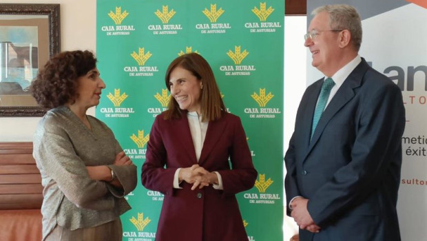 ep la vicepresidenta de la comision nacional del mercado de valores paloma marin antes de dar la
