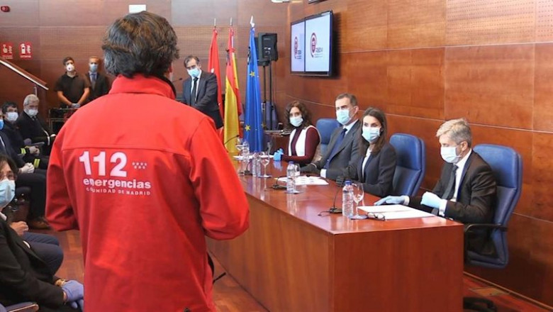 Los Reyes agradecen la labor del 112 Emergencias en la crisis del Covid-19 en su visita a la sede de la Agencia de Seguridad y Emergencias Madrid 112 en Pozuelo de Alarcón | CASA DEL REY ep los reyes agradecen la labor del 112 emergencias en la crisis del covid-19 en su visita a la sede