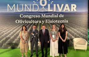 ep luis planas en el centro en la clausura del i congreso mundial de olivicultura y elaiotecnia ep luis planas en el centro en la clausura del i congreso mundial de olivicultura y elaiotecnia