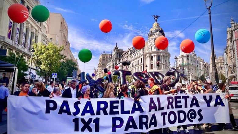 ep mas de 30000 mutualistas reclaman frente al congreso de los diputados una pasarela 1x1 al reta ep mas de 30000 mutualistas reclaman frente al congreso de los diputados una pasarela 1x1 al reta