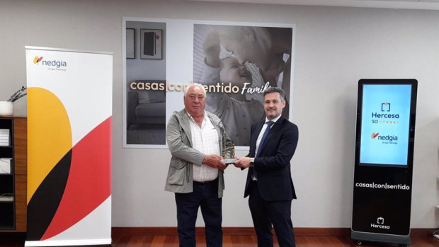 ep naturgy reconoce a hercesa por sus 50 anos de colaboracion implantando el uso del gas en sus ep naturgy reconoce a hercesa por sus 50 anos de colaboracion implantando el uso del gas en sus