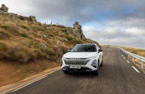 ep nuevo omoda 5 shs h tecnologia hibrida 224 cv de potencia y un precio por menos de 30000 euros