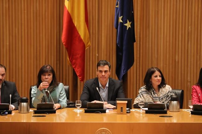 ep pedro sanchez micaela navarroadriana lastrala reuniongrupopsoe