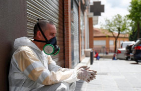 ep un agente de medio ambiente de la junta de comunidades de castilla-la mancha en las inmediaciones