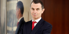 unicredit-des-reductions-d-effectifs-passeraient-par-des-retraites-anticipees-selon-mustier unicredit-des-reductions-d-effectifs-passeraient-par-des-retraites-anticipees-selon-mustier