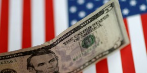 dollar-fed-taux-monnaie-crise-monetaire-fmi-billet-drapeau