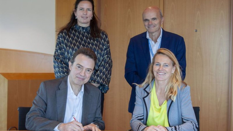 ep abajo los ceo de enagas y gasunie firmando el mou para el desarrollo de proyectos de ep abajo los ceo de enagas y gasunie firmando el mou para el desarrollo de proyectos de