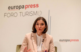 ep archivo   la ministra de industria comercio y turismo reyes maroto interviene en la inauguracion