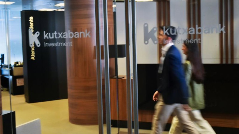 ep archivo oficina de kutxabank investment ep archivo oficina de kutxabank investment