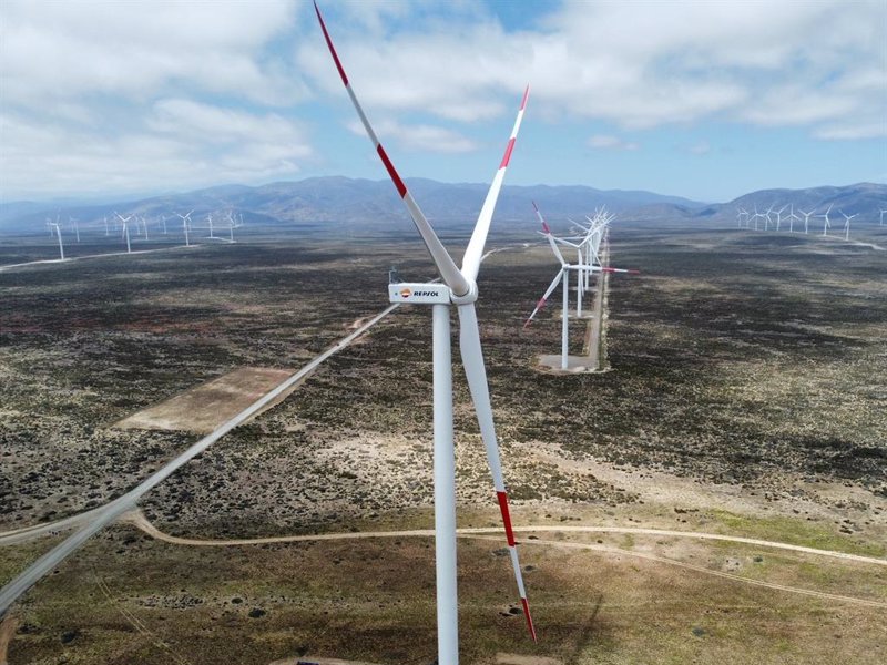 Repsol e Ibereólica inician la producción de su segundo parque eólico en Chile
