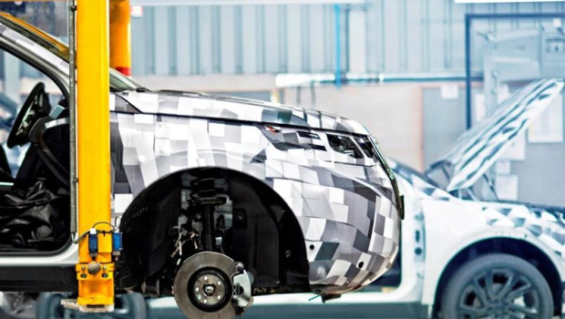 ep archivo   produccion del land rover discovery sport en halewood reino unido