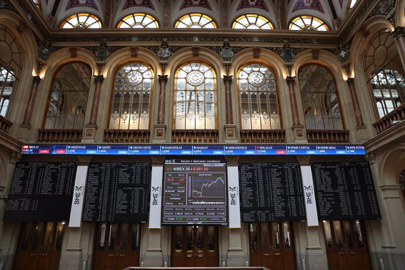 El Ibex y Europa rebotan tras el batacazo... aunque el miedo a la inflación persiste