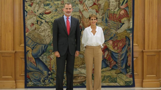 ep el rey felipe vi y la presidenta de la comunidad foral de navarra maria victoria chivite