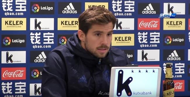 Íñigo Martínez, jugador de la Real Sociedad, en rueda de prensa | REAL SOCIEDAD ep inigo martinez jugadorla real sociedad en ruedaprensa
