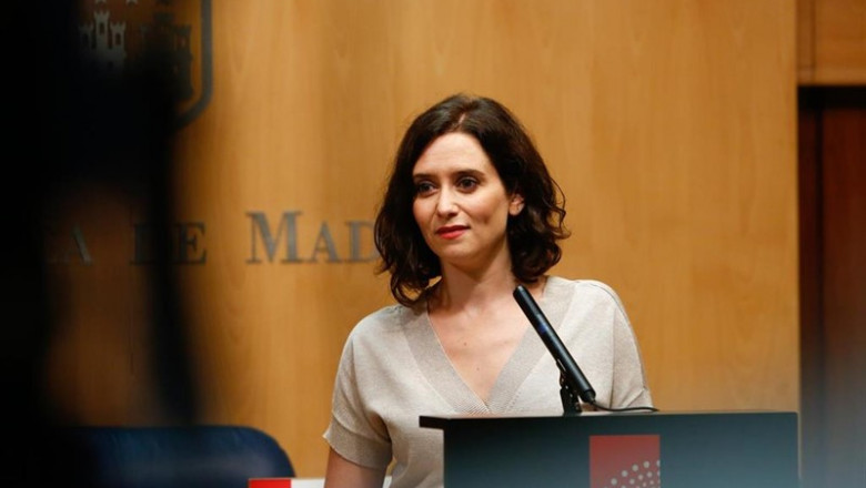 La candidata del PP a la Presidencia de la Comunidad de Madrid, Isabel Díaz Ayuso, anuncia que tras dos meses de negociaciones en breve presidirá un Gobierno de coalición con Ciudadanos y apoyado por Vox en la Comunidad de Madrid. | Ricardo Rubio - Europa Press ep la candidatappla presidenciala comunidadmadrid isabel diaz ayuso anunciatrasmesesnegociacionesbreve presidira un gobiernocoalicionciudadanosapoyadovoxla comunidadmadrid