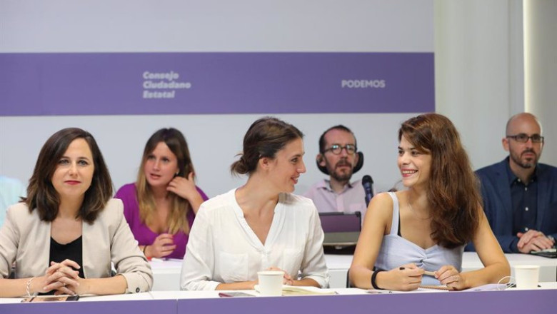 ep la ministra de derechos sociales y agenda 2030 ione belarra la ministra de igualdad irene montero ep la ministra de derechos sociales y agenda 2030 ione belarra la ministra de igualdad irene montero