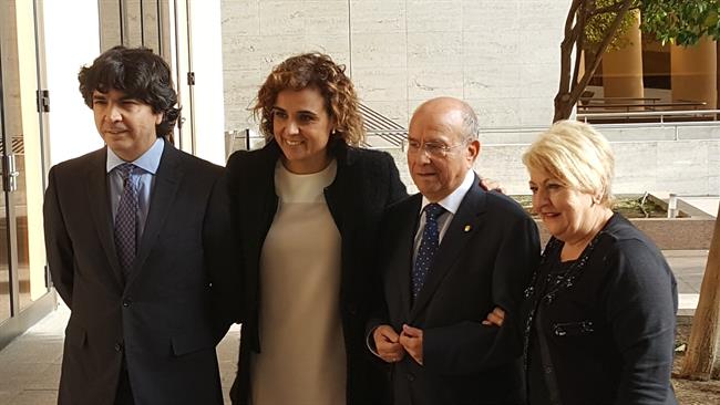 Mario Garcés, Dolors Monserrat, Luis Martín Pindado y Carmen Balfagón | MINISTERIO DE SANIDAD, SERVICIOS SOCIALES E IGUALD ep mario garces dolors monserrat luis martin pindadocarmen balfagon