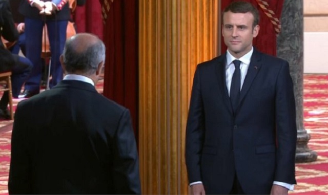 Emmanuel Macron, jurando el cargo como presidente de Francia este domingo. macron presidente