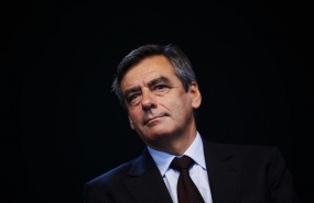 succes-de-librairie-pour-fillon-qui-voit-une-attente-pour-2017