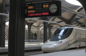 1642163000 lacroix iris piv 2 