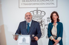 ep archivo el director general de ceca jose maria mendez y la presidenta de la asociacion espanola ep archivo el director general de ceca jose maria mendez y la presidenta de la asociacion espanola